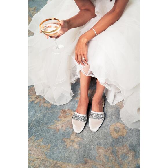 Birdies The Songbird Snow Crystal Velvet Bridal Slides - Size 7 - Picture 3 of 13